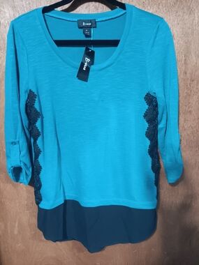 Bwear Teal Lace-Accent 3/4 Sleeve Tunic Top